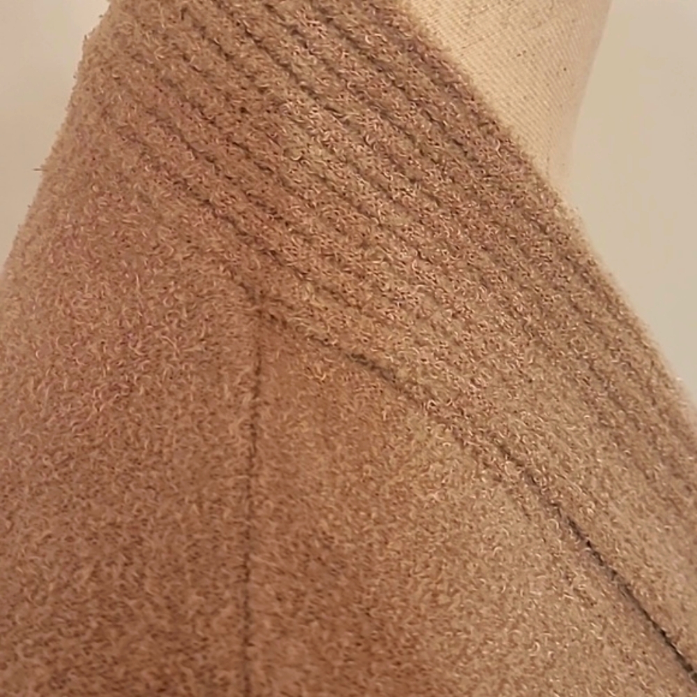 NWOT BAREFOOT DREAMS tan cozychic lite duster - Picture 4 of 10